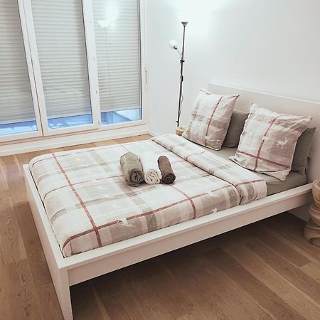 Comme Chez Vous Appartement 2 Chambres Nanterre Esterno foto